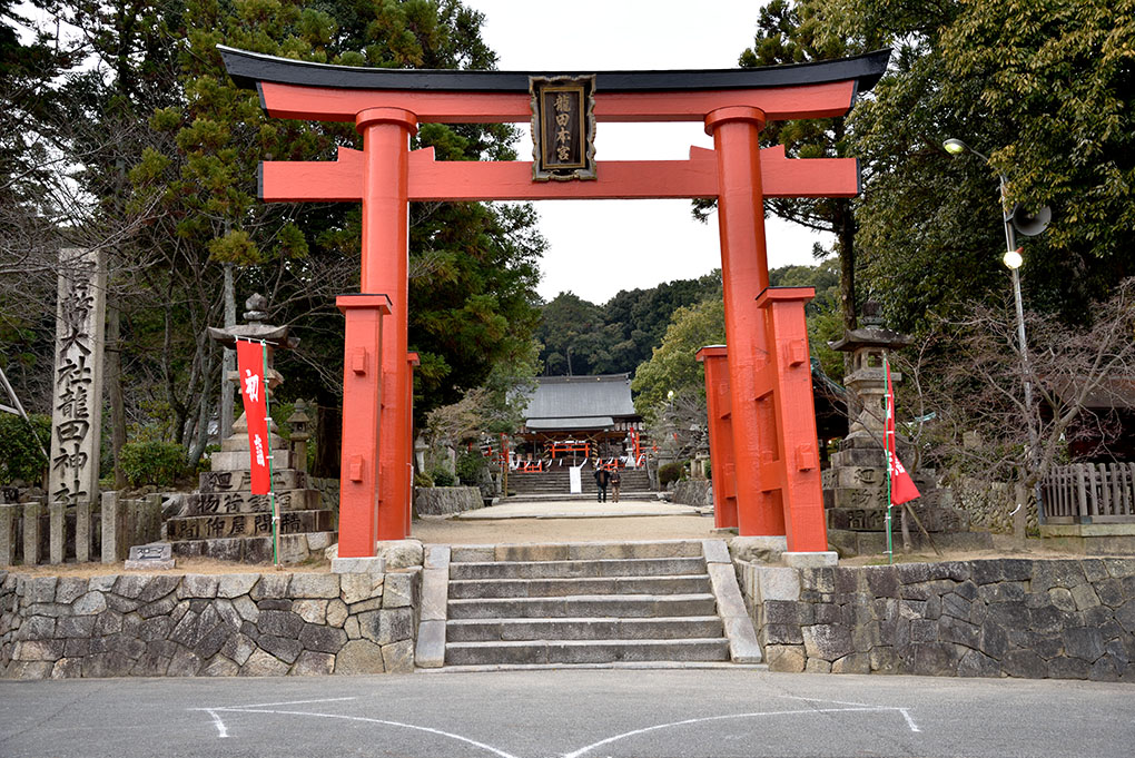 龍田大社一の鳥居