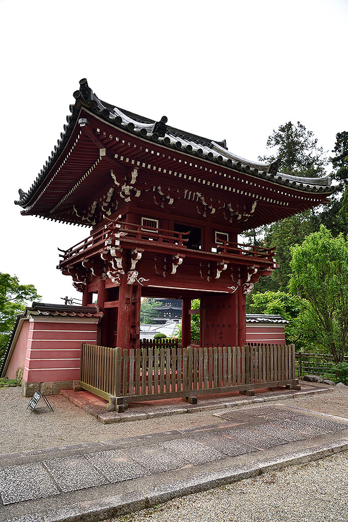 當麻寺奥院楼門