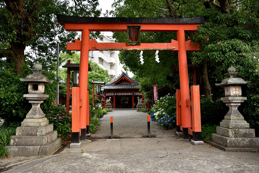 源九郎稲荷神社