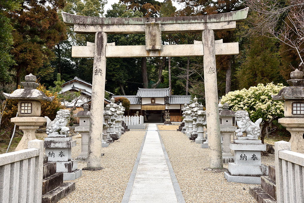 山上八幡神社