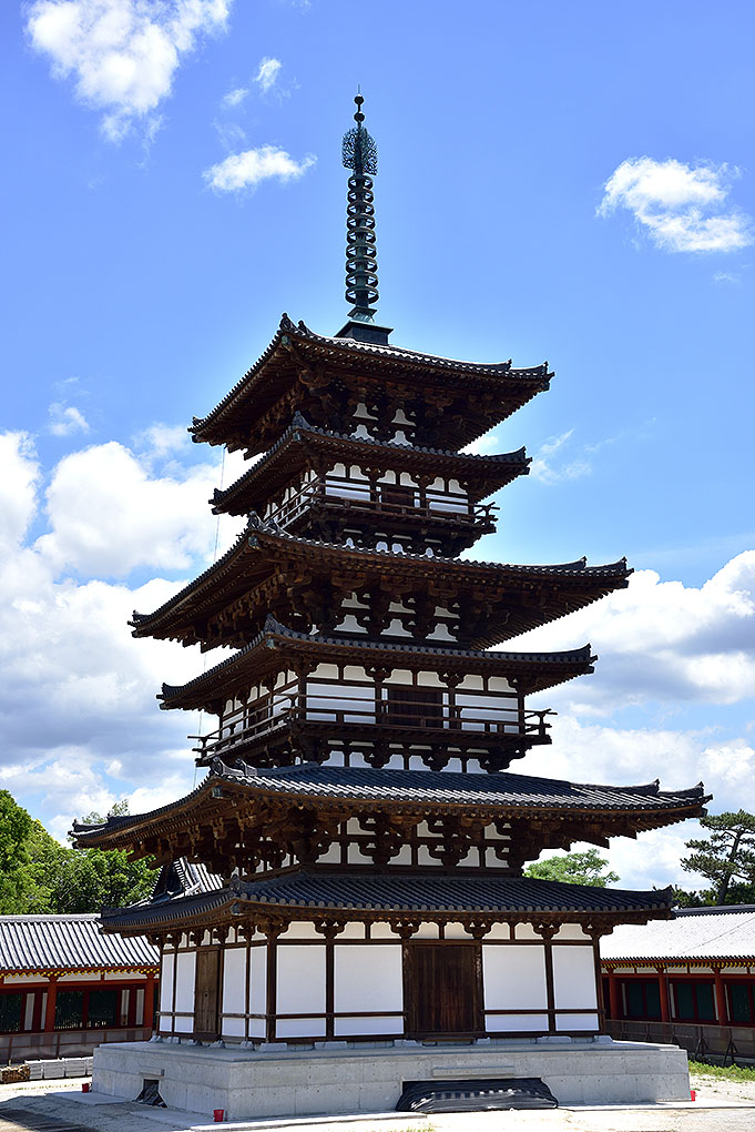 薬師寺東塔