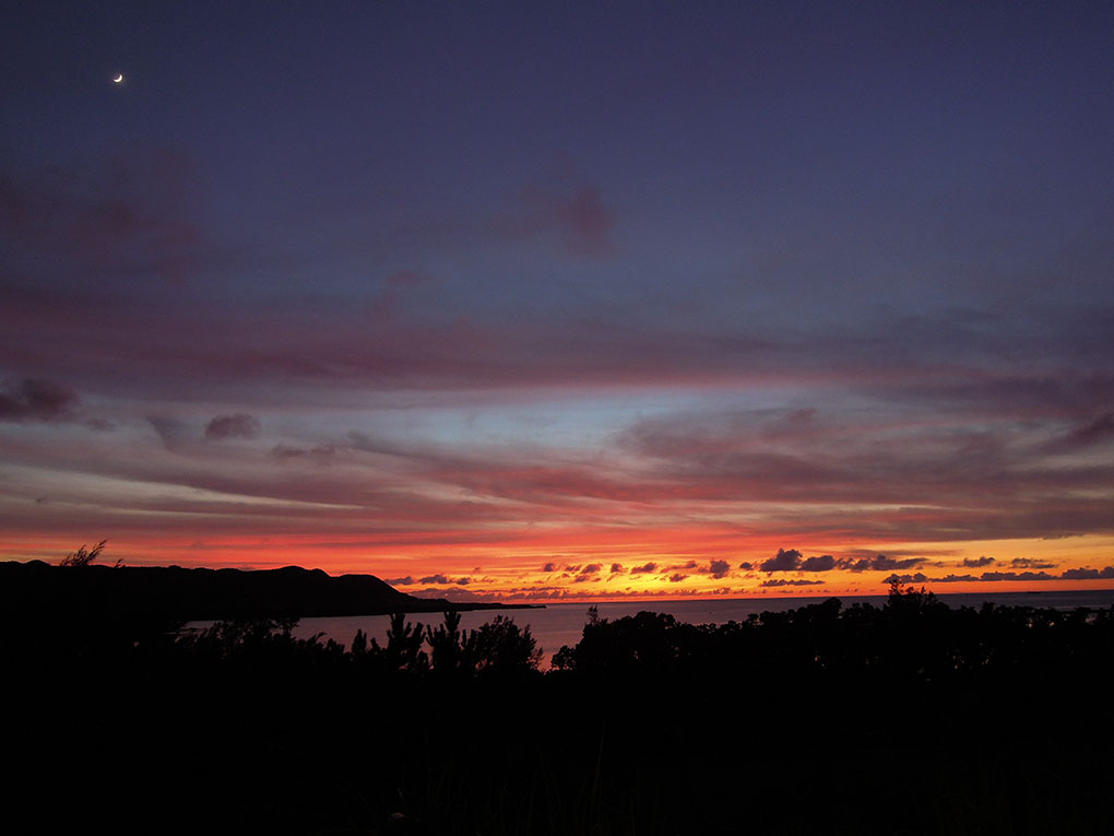 崎枝湾の夕焼け