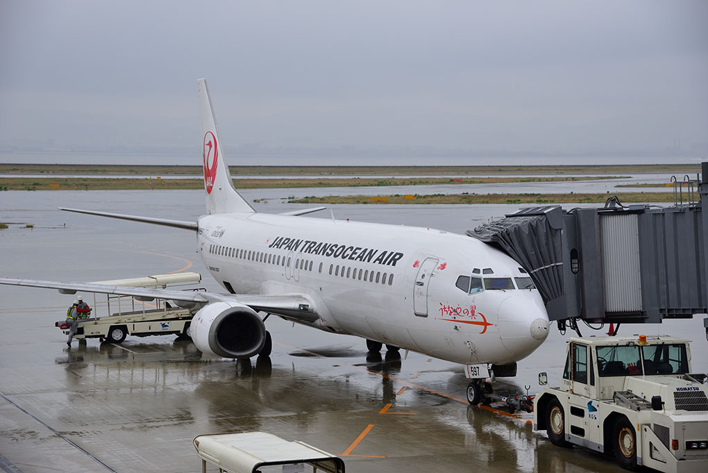 梅雨空の関西国際空港